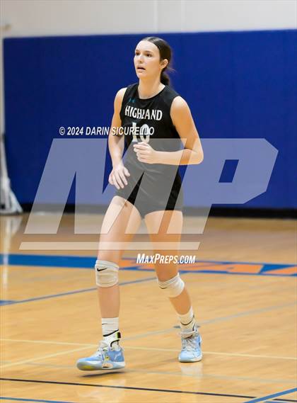 Thumbnail 3 in Corona del Sol vs. Highland (Westwood Tournament - Final) photogallery.