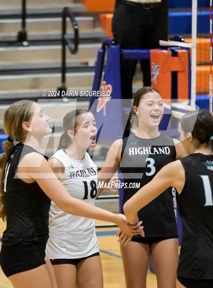 Thumbnail 3 in Corona del Sol vs. Highland (Westwood Tournament - Final) photogallery.