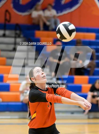 Thumbnail 2 in Corona del Sol vs. Highland (Westwood Tournament - Final) photogallery.