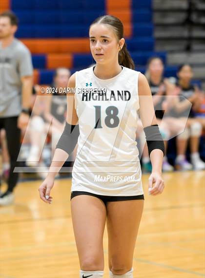 Thumbnail 3 in Corona del Sol vs. Highland (Westwood Tournament - Final) photogallery.