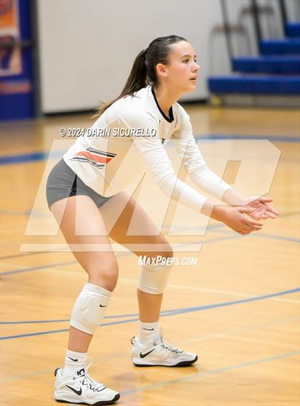 Thumbnail 3 in Corona del Sol vs. Highland (Westwood Tournament - Final) photogallery.