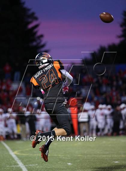 Thumbnail 1 in Chippewa Valley vs. Utica photogallery.