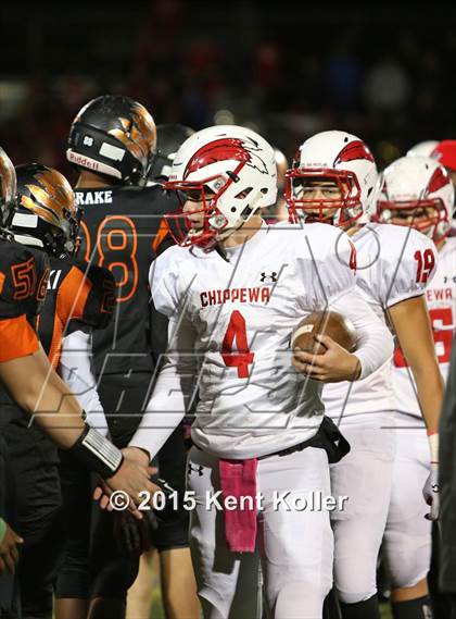 Thumbnail 2 in Chippewa Valley vs. Utica photogallery.