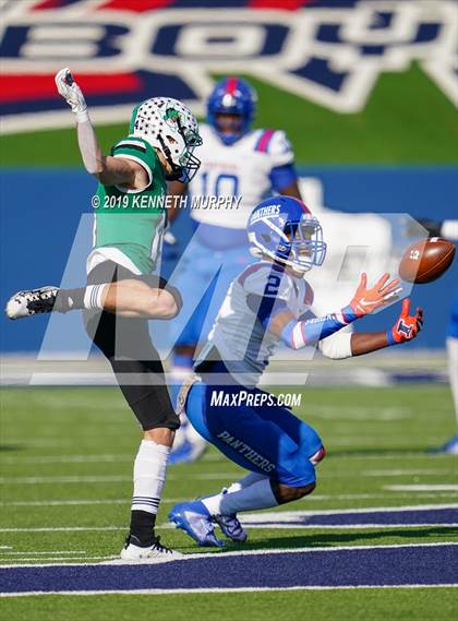 Thumbnail 3 in Carroll vs Duncanville (UIL 6A Quarterfinal Playoff) photogallery.