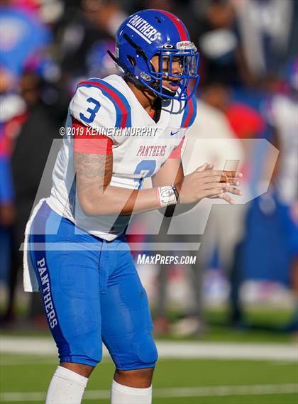 Thumbnail 1 in Carroll vs Duncanville (UIL 6A Quarterfinal Playoff) photogallery.