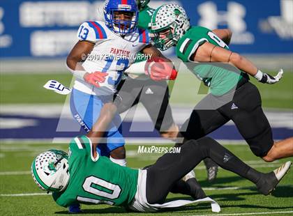 Thumbnail 2 in Carroll vs Duncanville (UIL 6A Quarterfinal Playoff) photogallery.