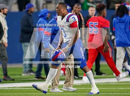 Thumbnail 2 in Carroll vs Duncanville (UIL 6A Quarterfinal Playoff) photogallery.