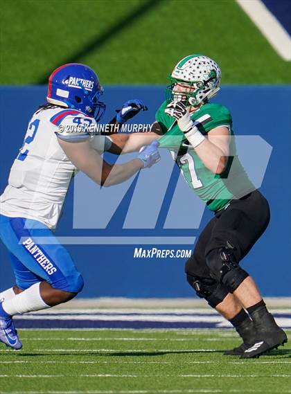 Thumbnail 2 in Carroll vs Duncanville (UIL 6A Quarterfinal Playoff) photogallery.