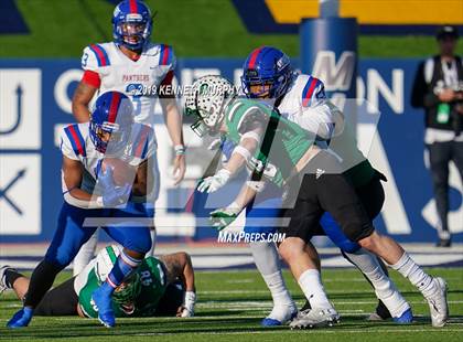 Thumbnail 1 in Carroll vs Duncanville (UIL 6A Quarterfinal Playoff) photogallery.