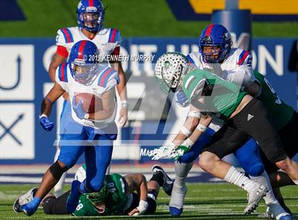 Thumbnail 2 in Carroll vs Duncanville (UIL 6A Quarterfinal Playoff) photogallery.