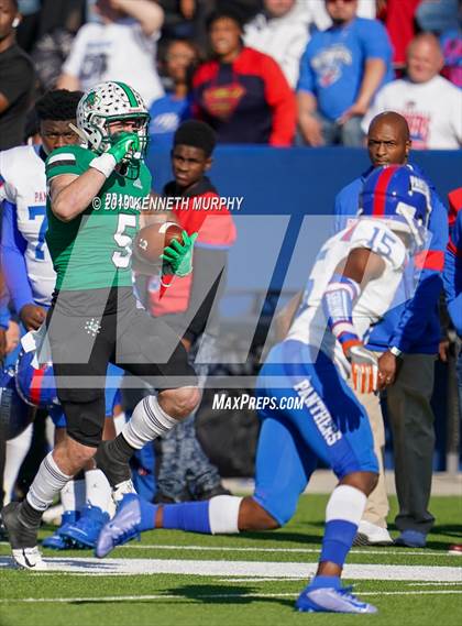 Thumbnail 1 in Carroll vs Duncanville (UIL 6A Quarterfinal Playoff) photogallery.
