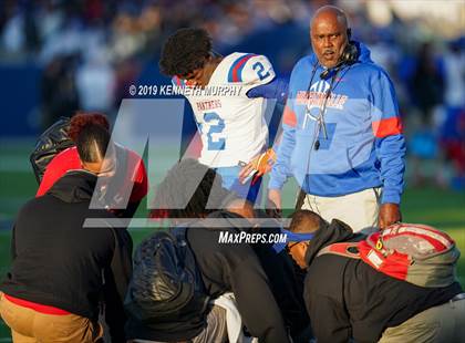 Thumbnail 1 in Carroll vs Duncanville (UIL 6A Quarterfinal Playoff) photogallery.