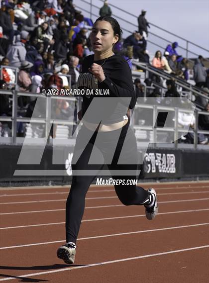 Thumbnail 3 in Damani Gibson Relays photogallery.