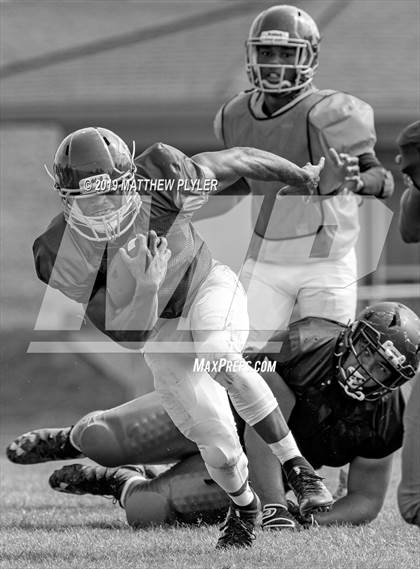 Thumbnail 3 in Hoke County @ Pine Forest (Scrimmage) photogallery.