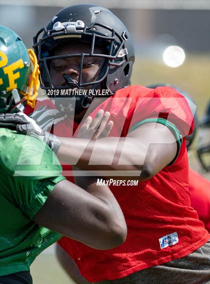 Thumbnail 1 in Hoke County @ Pine Forest (Scrimmage) photogallery.