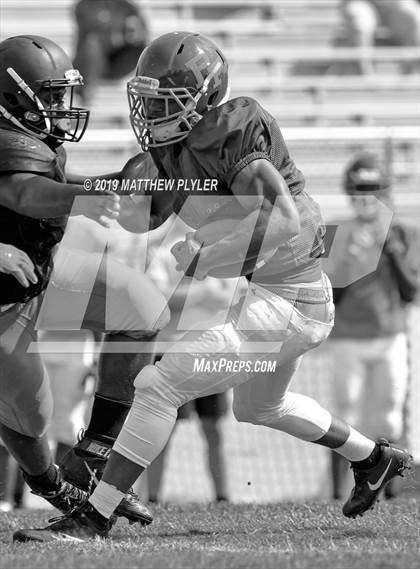 Thumbnail 2 in Hoke County @ Pine Forest (Scrimmage) photogallery.