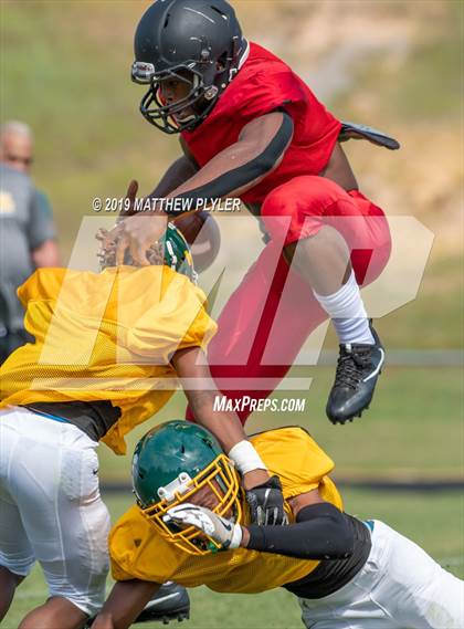 Thumbnail 2 in Hoke County @ Pine Forest (Scrimmage) photogallery.