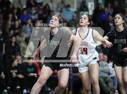 Thumbnail 3 in Boise vs. Eagle (SIC Central Section 6A Final) photogallery.
