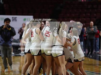 Thumbnail 3 in Boise vs. Eagle (SIC Central Section 6A Final) photogallery.