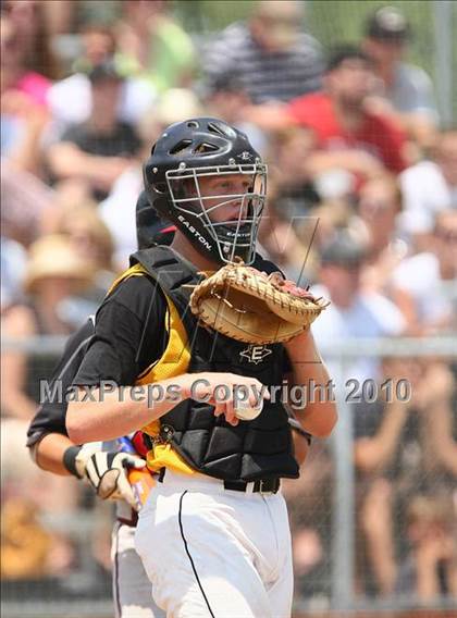 Thumbnail 1 in Cleburne vs Rockwall Heath (Texas 4A Region ll Playoffs) photogallery.