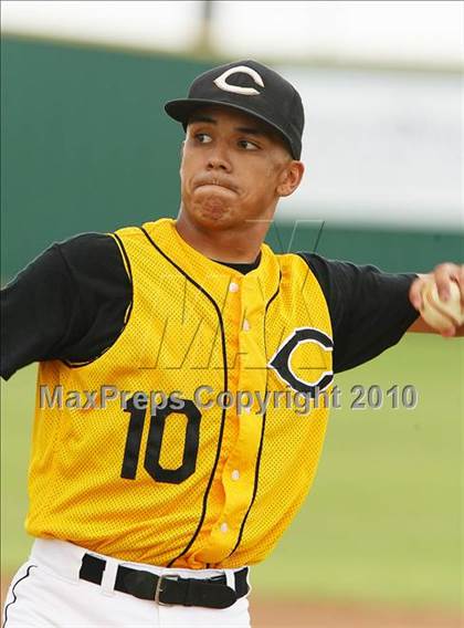 Thumbnail 1 in Cleburne vs Rockwall Heath (Texas 4A Region ll Playoffs) photogallery.