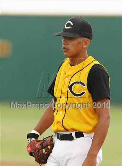 Thumbnail 3 in Cleburne vs Rockwall Heath (Texas 4A Region ll Playoffs) photogallery.