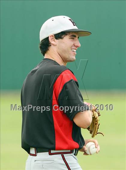 Thumbnail 3 in Cleburne vs Rockwall Heath (Texas 4A Region ll Playoffs) photogallery.