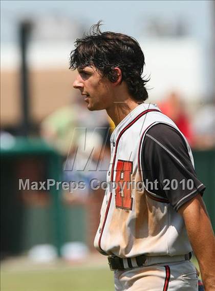 Thumbnail 3 in Cleburne vs Rockwall Heath (Texas 4A Region ll Playoffs) photogallery.