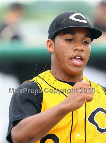 Thumbnail 3 in Cleburne vs Rockwall Heath (Texas 4A Region ll Playoffs) photogallery.