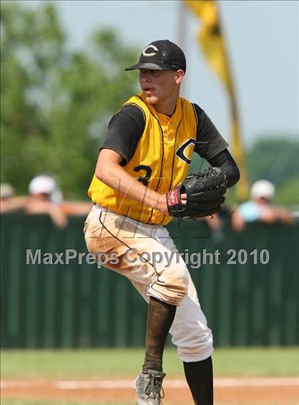 Thumbnail 3 in Cleburne vs Rockwall Heath (Texas 4A Region ll Playoffs) photogallery.
