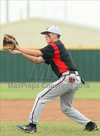 Thumbnail 1 in Cleburne vs Rockwall Heath (Texas 4A Region ll Playoffs) photogallery.