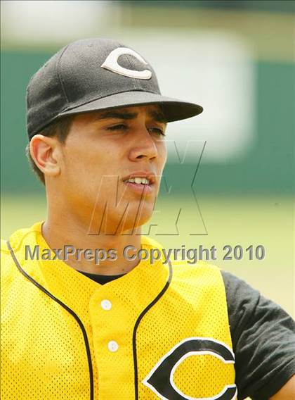 Thumbnail 2 in Cleburne vs Rockwall Heath (Texas 4A Region ll Playoffs) photogallery.