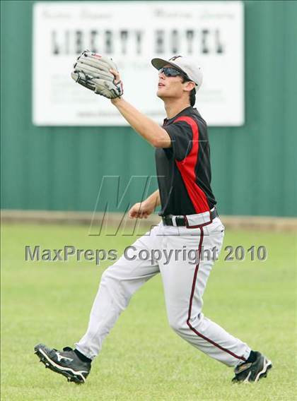 Thumbnail 1 in Cleburne vs Rockwall Heath (Texas 4A Region ll Playoffs) photogallery.