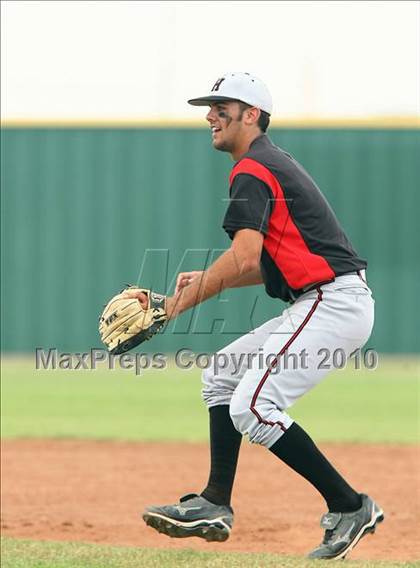 Thumbnail 2 in Cleburne vs Rockwall Heath (Texas 4A Region ll Playoffs) photogallery.