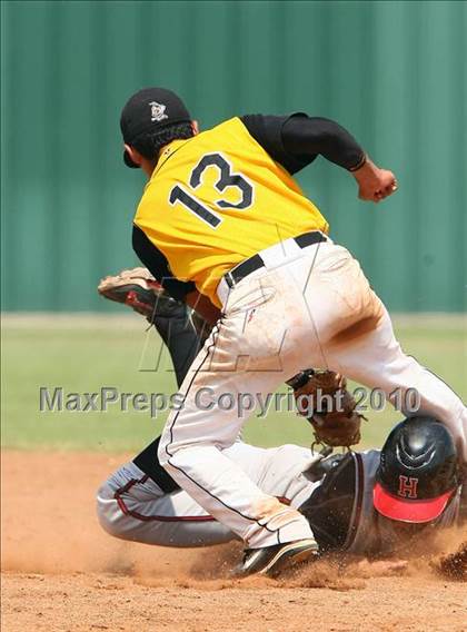 Thumbnail 2 in Cleburne vs Rockwall Heath (Texas 4A Region ll Playoffs) photogallery.