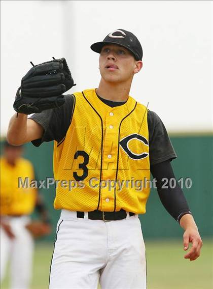 Thumbnail 3 in Cleburne vs Rockwall Heath (Texas 4A Region ll Playoffs) photogallery.