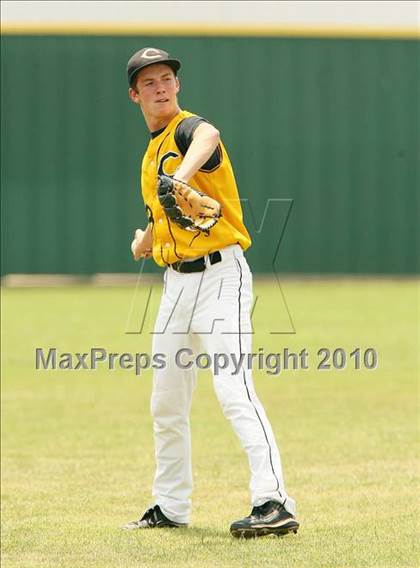 Thumbnail 1 in Cleburne vs Rockwall Heath (Texas 4A Region ll Playoffs) photogallery.