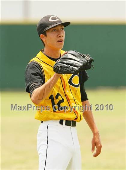 Thumbnail 3 in Cleburne vs Rockwall Heath (Texas 4A Region ll Playoffs) photogallery.