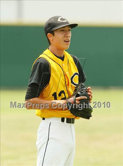Thumbnail 2 in Cleburne vs Rockwall Heath (Texas 4A Region ll Playoffs) photogallery.