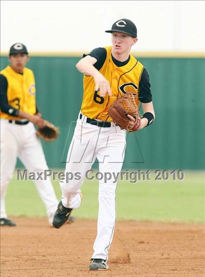 Thumbnail 1 in Cleburne vs Rockwall Heath (Texas 4A Region ll Playoffs) photogallery.
