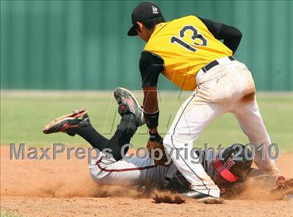 Thumbnail 1 in Cleburne vs Rockwall Heath (Texas 4A Region ll Playoffs) photogallery.