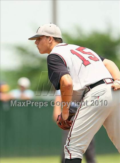 Thumbnail 2 in Cleburne vs Rockwall Heath (Texas 4A Region ll Playoffs) photogallery.