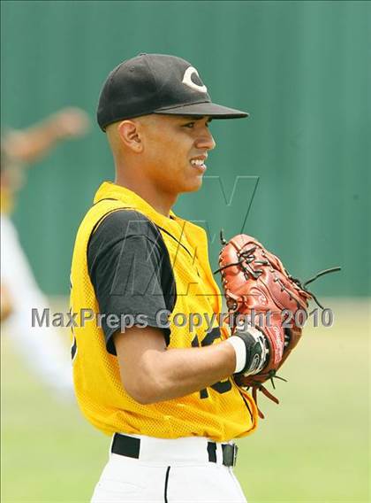 Thumbnail 1 in Cleburne vs Rockwall Heath (Texas 4A Region ll Playoffs) photogallery.