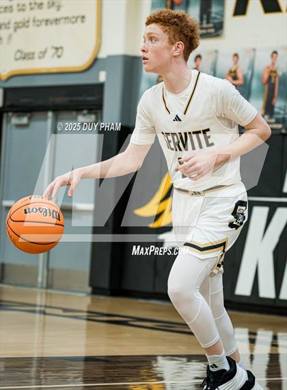 Thumbnail 3 in FR: Servite VS San Juan Hills photogallery.