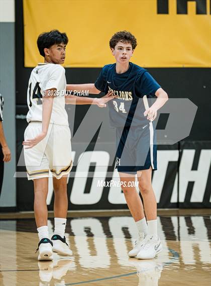 Thumbnail 2 in FR: Servite VS San Juan Hills photogallery.