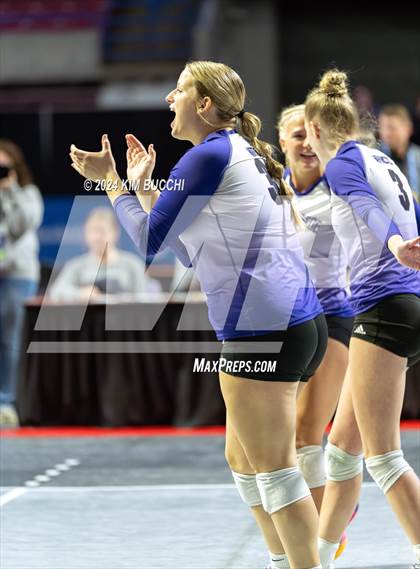 Thumbnail 1 in James Monroe vs. Buffalo (WVSSAC Class AA Quarterfinal) photogallery.