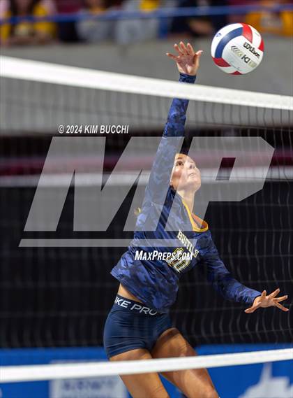 Thumbnail 3 in James Monroe vs. Buffalo (WVSSAC Class AA Quarterfinal) photogallery.