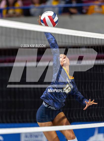 Thumbnail 2 in James Monroe vs. Buffalo (WVSSAC Class AA Quarterfinal) photogallery.