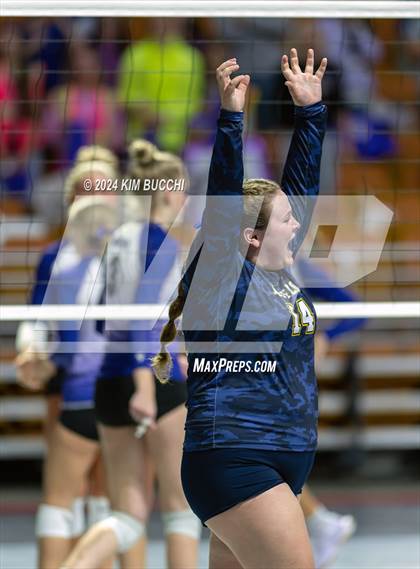 Thumbnail 1 in James Monroe vs. Buffalo (WVSSAC Class AA Quarterfinal) photogallery.