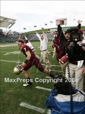 Thumbnail 3 in Cardinal Newman vs Oaks Christian (D3 State Final) photogallery.